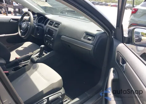 2018 Volkswagen Jetta 1.4T S from USA, damaged, VIN 3VW2B7AJ7JM261916